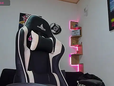 Marco diaz1 online show from 10-05-25, 12:45