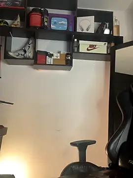 Snapshot of darmod chatting on 09-25-25, 09:26 darmod online show from 09-25-25, 09:26