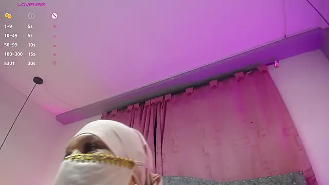 Uzziah Sabag online show from 10-28-25, 12:00