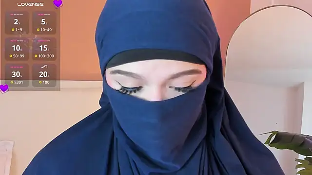 Snapshot of anna-henao chatting on 09-19-25, 08:02 anna-henao online show from 09-19-25, 08:02