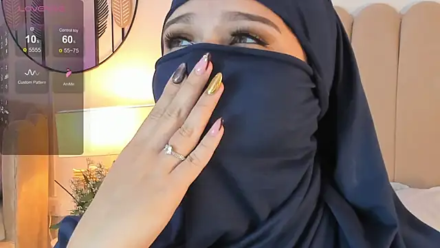 Snapshot of anna-henao chatting on 02-04-25, 07:00 anna-henao online show from 02-04-25, 07:00