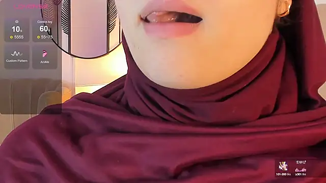 Snapshot of anna-henao chatting on 03-06-25, 04:07 anna-henao online show from 03-06-25, 04:07