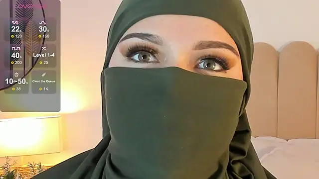 Snapshot of anna-henao chatting on 02-17-25, 03:44 anna-henao online show from 02-17-25, 03:44