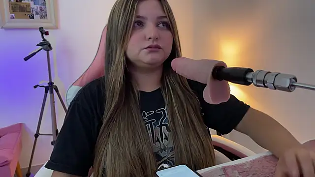 SweetPaige  online show from 03-04-26, 04:37