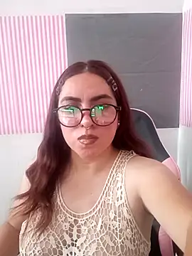 Snapshot of Celestte22 chatting on 04-14-26, 06:24 Celestte22 online show from 04-14-26, 06:24