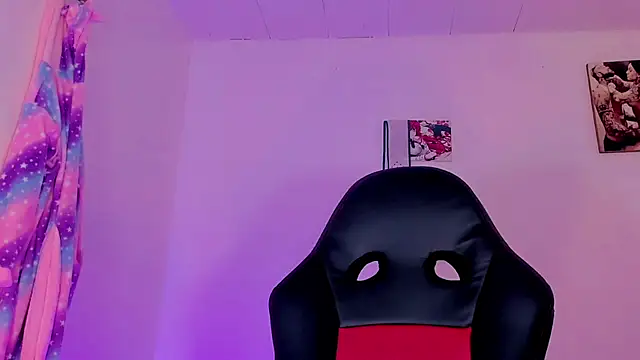 naomy  xx online show from 10-31-25, 03:14