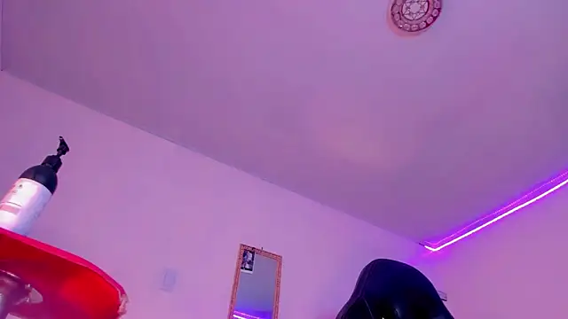 naomy  xx online show from 03-12-25, 07:14