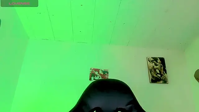 naomy  xx online show from 10-29-25, 03:05