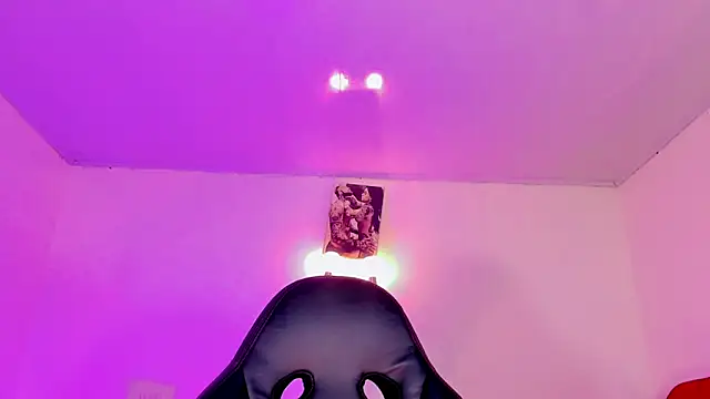 naomy  xx online show from 11-12-25, 03:10