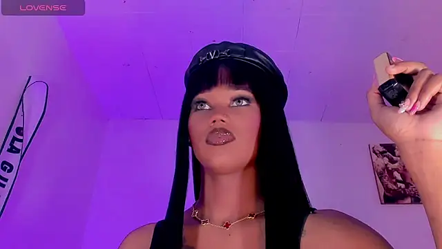 naomy  xx online show from 10-26-25, 02:01