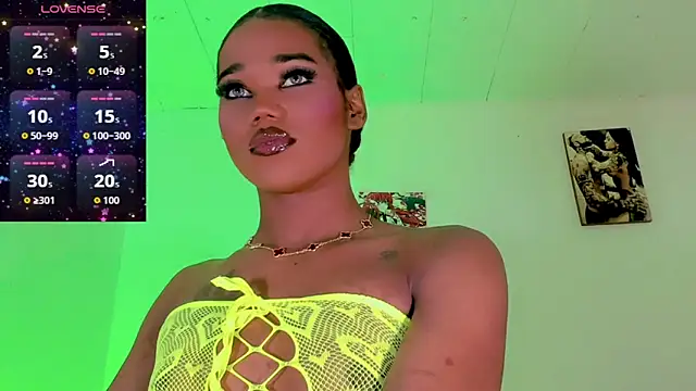 naomy  xx online show from 10-22-25, 03:06