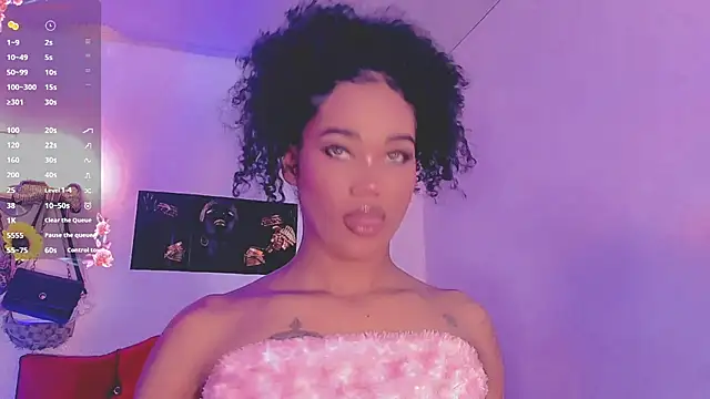Snapshot of naomy__xx chatting on 07-18-26, 03:15 naomy xx online show from 07-18-26, 03:15