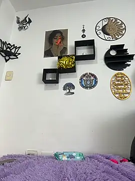 Snapshot of jamilaross chatting on 07-09-26, 12:44 jamilaross online show from 07-09-26, 12:44