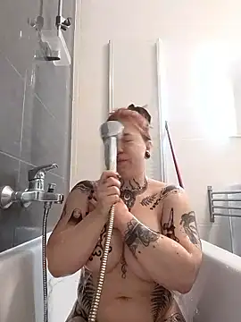 divine eve online show from 01-08-26, 05:52