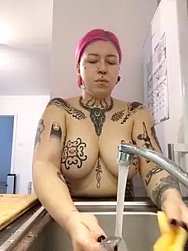 divine eve online show from 10-10-25, 12:28