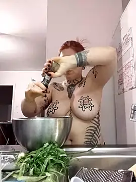 divine eve online show from 01-13-26, 04:44