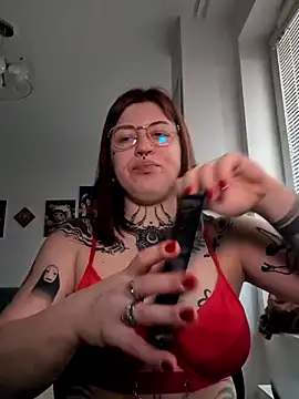 divine eve online show from 11-12-25, 12:31