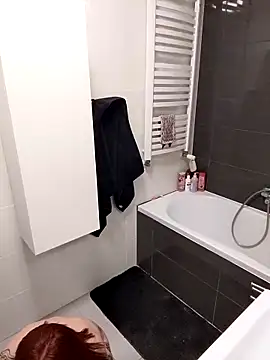 divine eve online show from 12-14-25, 10:48