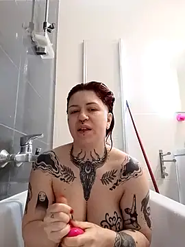 divine eve online show from 04-16-26, 09:54