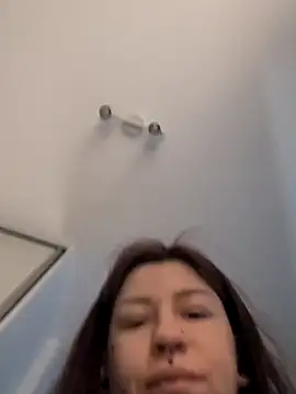 divine eve online show from 11-08-25, 01:14