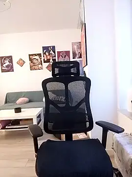 divine eve online show from 01-14-26, 02:20