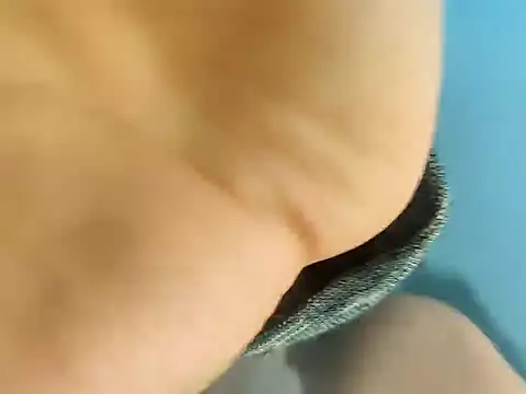 Dana90wvoz online show from 12-18-24, 03:37