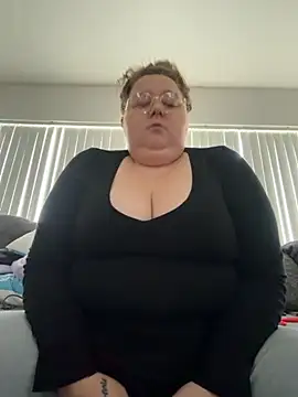BBW2320 online show from 11-28-25, 03:45