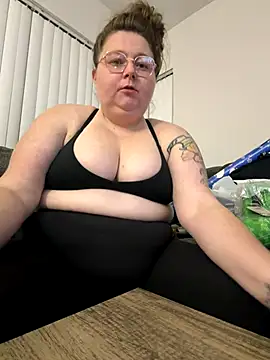 BBW2320 online show from 12-21-25, 04:58