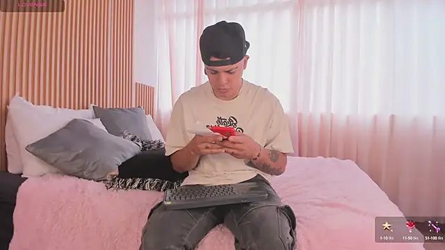 lucy Bensonn online show from 03-12-25, 07:25