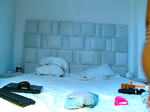 star gurl online show from 01-10-26, 10:27