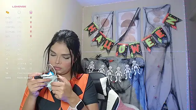 lindsay sweet2 online show from 10-26-25, 05:52