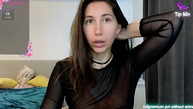 marrycolins online show from 10-23-25, 04:33