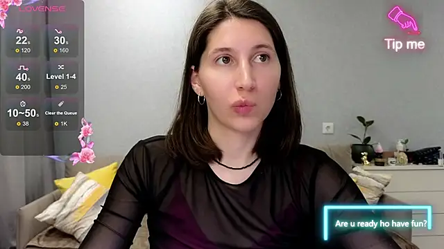 Snapshot of marrycolins chatting on 03-21-25, 01:12 marrycolins online show from 03-21-25, 01:12