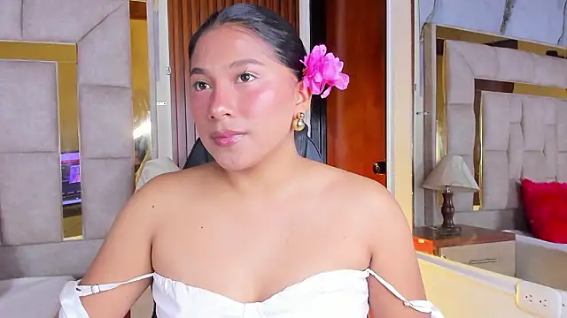 LinnaGardenia online show from 02-21-26, 01:24