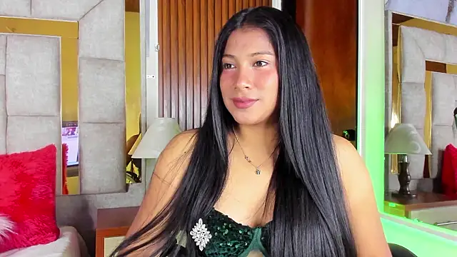 LinnaGardenia online show from 03-22-26, 01:56