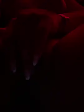 LinnaGardenia online show from 03-04-25, 02:06