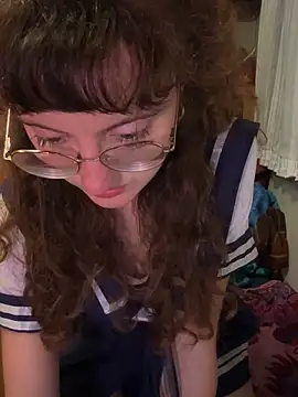Snapshot of _foxygirl_ chatting on 04-30-26, 07:21 foxygirl online show from 04-30-26, 07:21