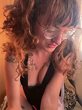  foxygirl  online show from 06-15-26, 06:18