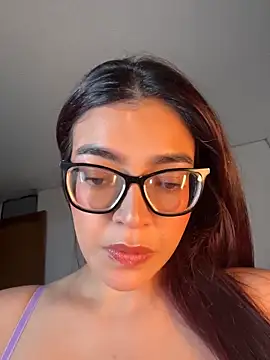 Snapshot of kathii95 chatting on 05-04-26, 01:42 kathii95 online show from 05-04-26, 01:42