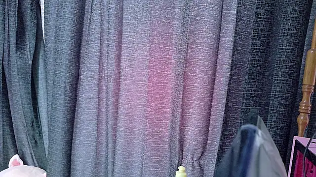 Snapshot of Inori_08 chatting on 06-03-26, 06:12 Inori 08 online show from 06-03-26, 06:12
