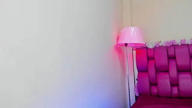 Snapshot of Gabriela_Brown chatting on 12-14-24, 04:41 Gabriela Brown online show from 12-14-24, 04:41