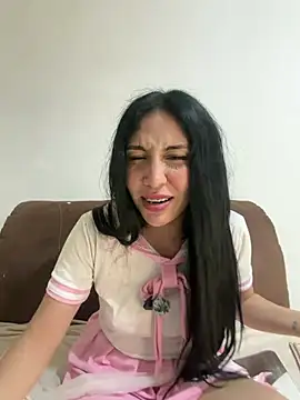 Snapshot of LunaAurora3 chatting on 07-17-26, 06:21 LunaAurora3 online show from 07-17-26, 06:21