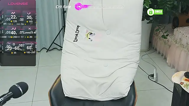  YouY  online show from 02-03-25, 03:06