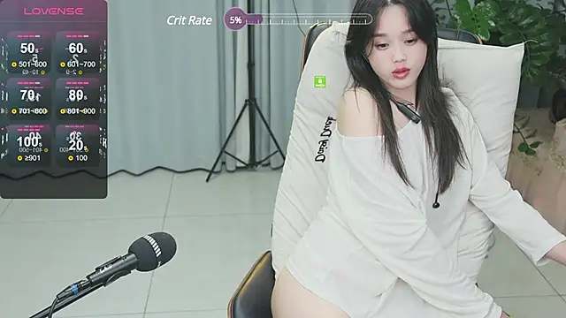  YouY  online show from 02-07-25, 03:19