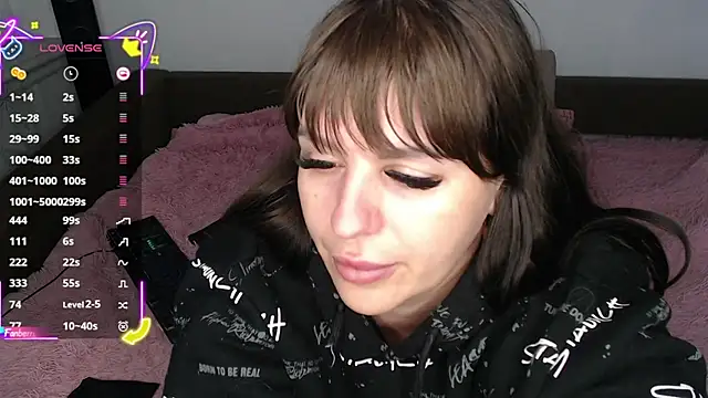 NancyXSkyblueX online show from 10-17-25, 06:50