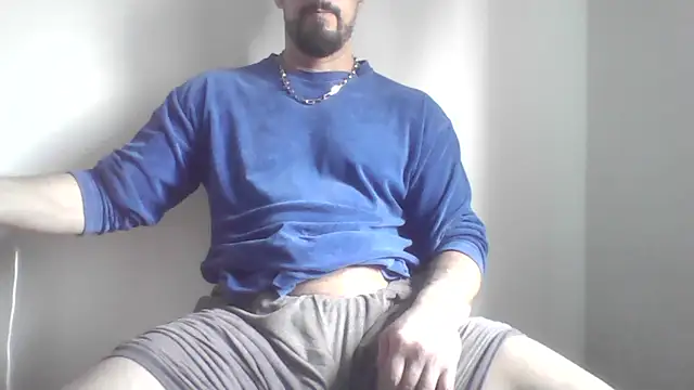 Snapshot of fl3xxx1 chatting on 03-19-26, 11:32 fl3xxx1 online show from 03-19-26, 11:32