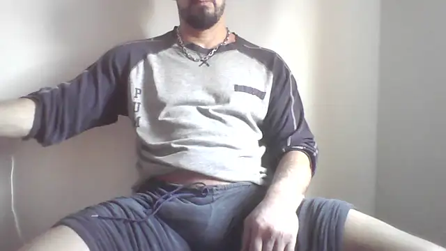 Snapshot of fl3xxx1 chatting on 03-12-26, 10:30 fl3xxx1 online show from 03-12-26, 10:30