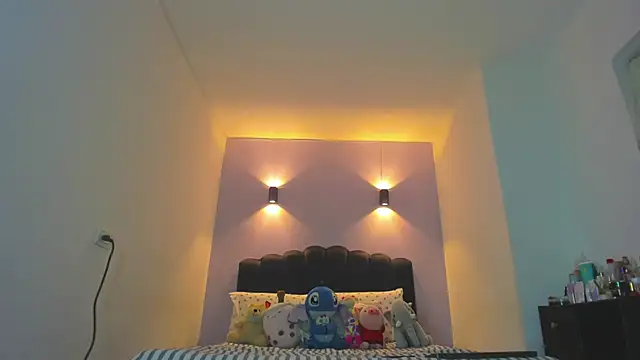 Sofia Clauss  online show from 02-19-26, 03:47