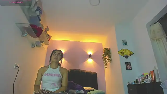 Sofia Clauss  online show from 07-04-26, 05:14