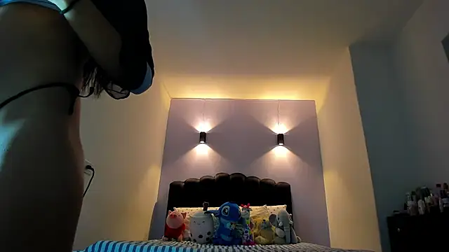 Sofia Clauss  online show from 01-17-26, 04:38